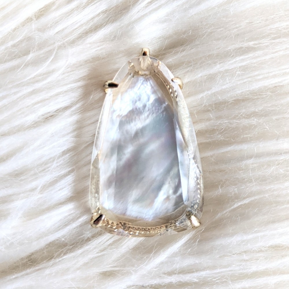 Kendra Scott Custom Ivory Pearl Harlow Pendant onl
